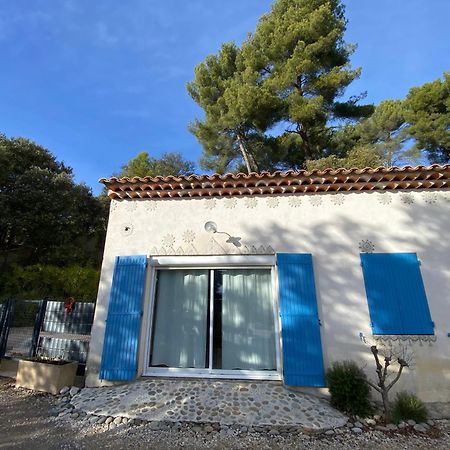 Maisonnette Entre Luberon Et Sainte Victoire La Bastidonne Exterior photo